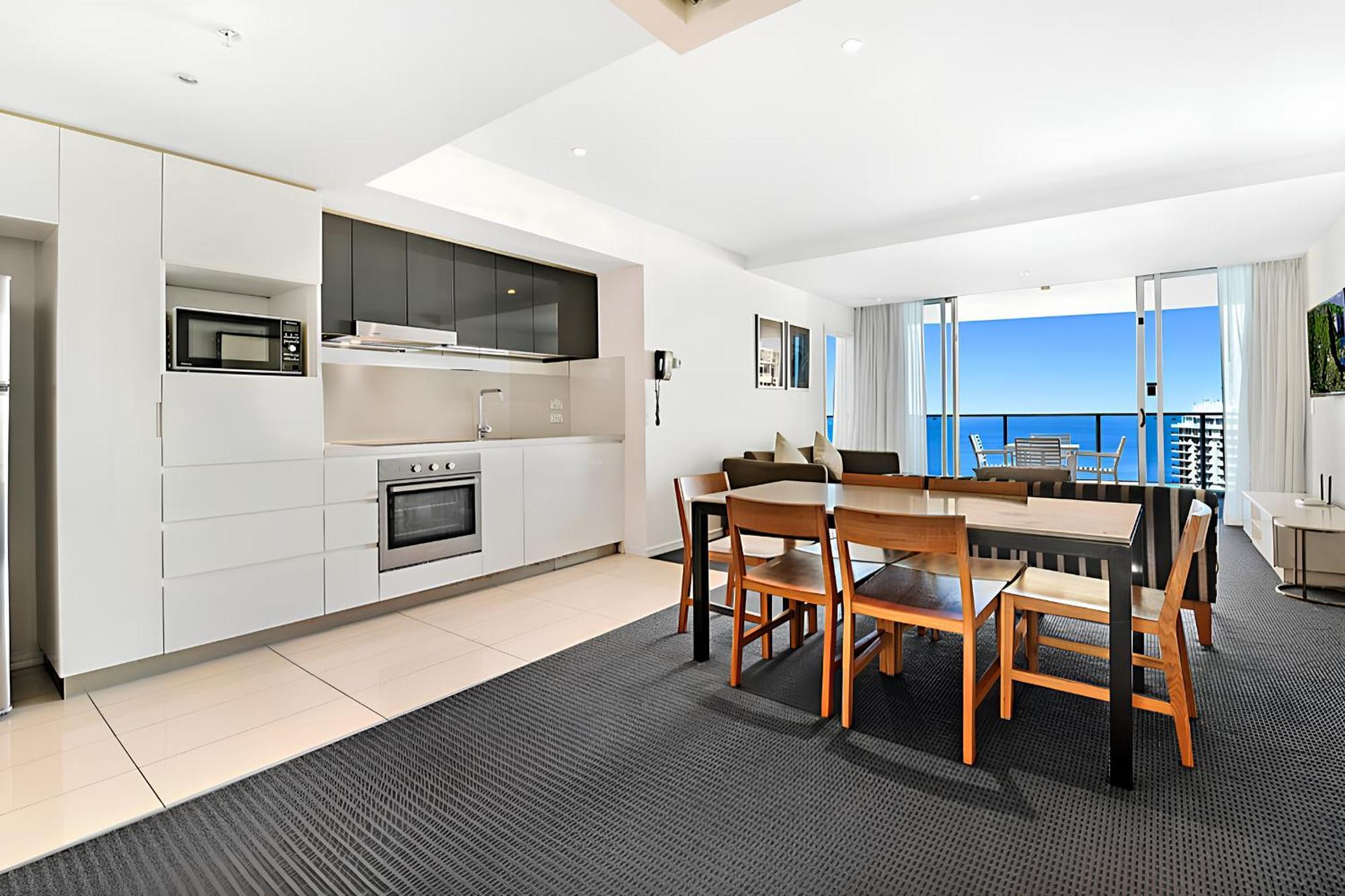Number 1 H Residences - Wifi, Parking & More By Gold Coast Holidays Esterno foto