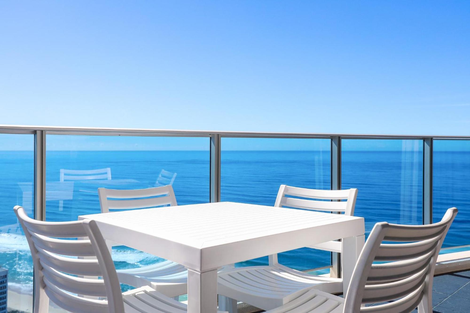 Number 1 H Residences - Wifi, Parking & More By Gold Coast Holidays Esterno foto